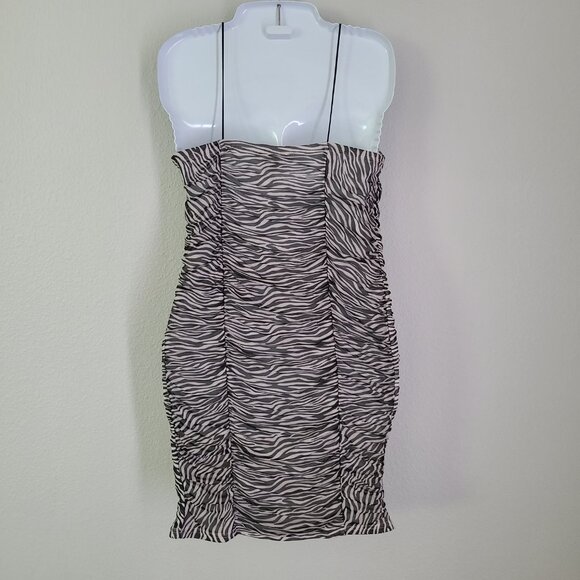 Forever 21 Zebra Print Ruched Bodycon Mini Dress Size Large - Picture 3 of 9